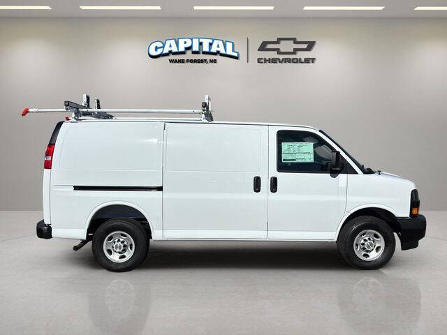 2025 Chevrolet Express 2500