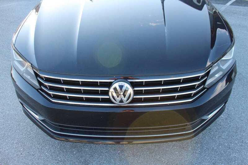 2019 Volkswagen Passat Wolfsburg