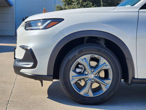 2027 Honda HR-V LX