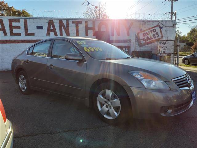 2007 Nissan Altima for sale at MICHAEL ANTHONY AUTO SALES in Plainfield NJ