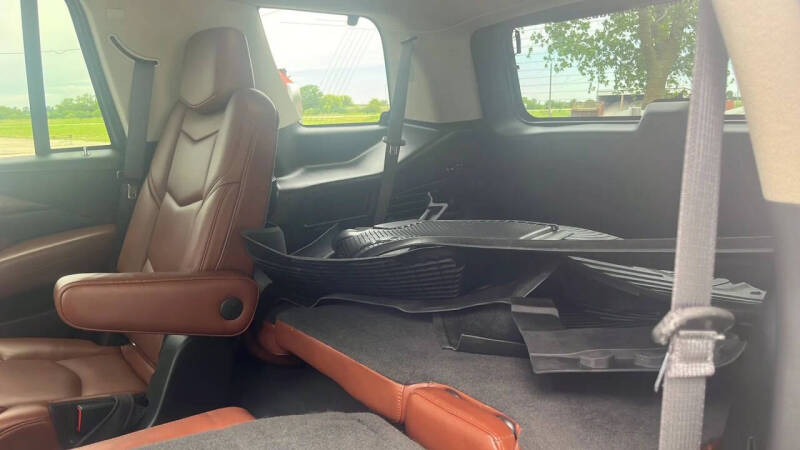 2019 Cadillac Escalade Luxury