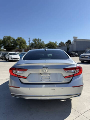 2020 Honda Accord Hybrid Touring