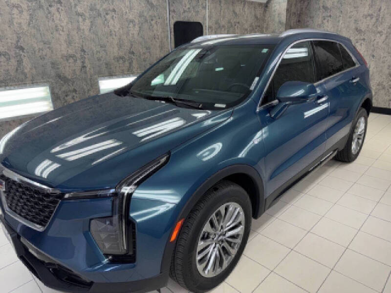 2024 Cadillac XT4 Premium Luxury