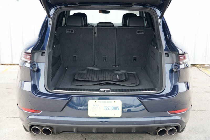 2025 Porsche Cayenne S