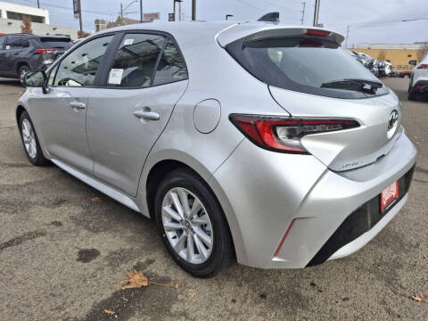 2026 Toyota Corolla Hatchback SE