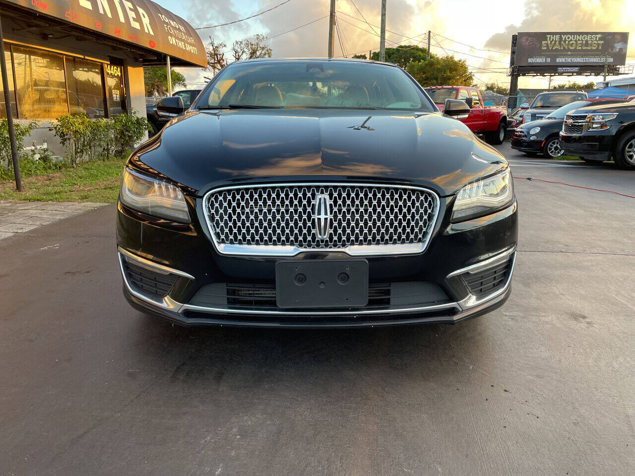 2017 Lincoln MKZ Sedan - $15,900