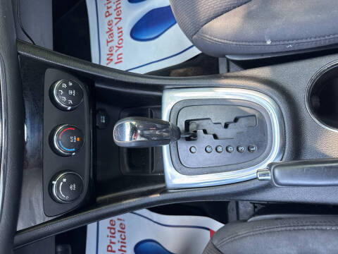 2013 Chrysler 200 LX