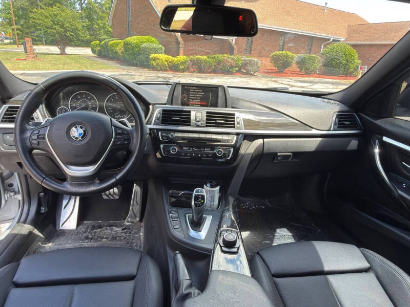2017 BMW 3 Series 330i