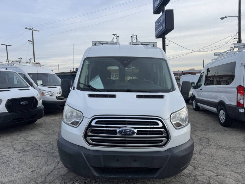2018 Ford Transit 150 XLT