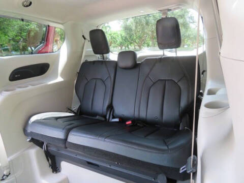 2020 Chrysler Pacifica Touring L Plus