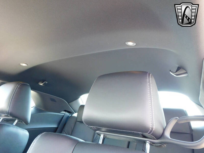 2011 Dodge Challenger SRT8 392