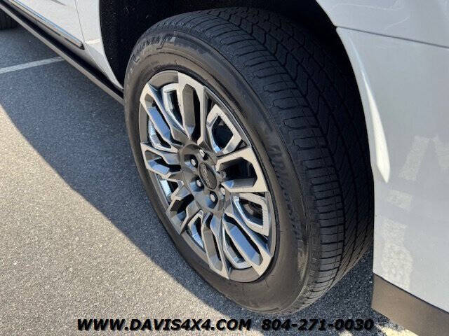 2023 GMC Yukon XL Denali Ultimate