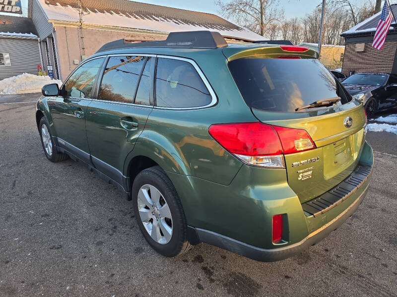 2010 Subaru Outback 2.5i Premium