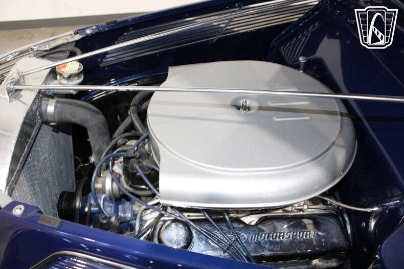1937 Ford Phaeton