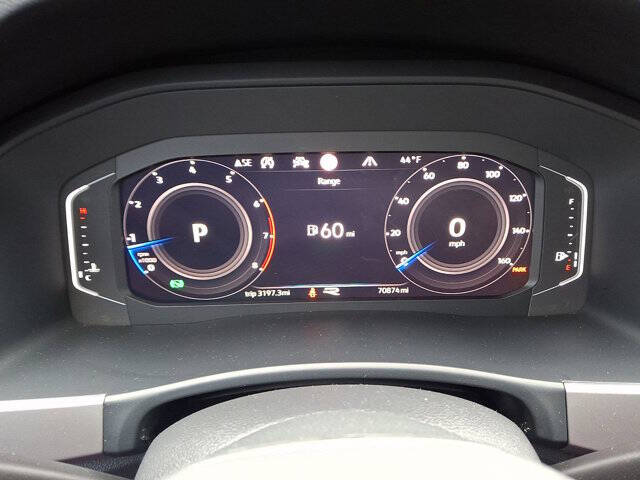 2020 Volkswagen Atlas Cross Sport V6 SEL R-Line 4Motion