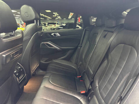 2021 BMW X6 sDrive40i