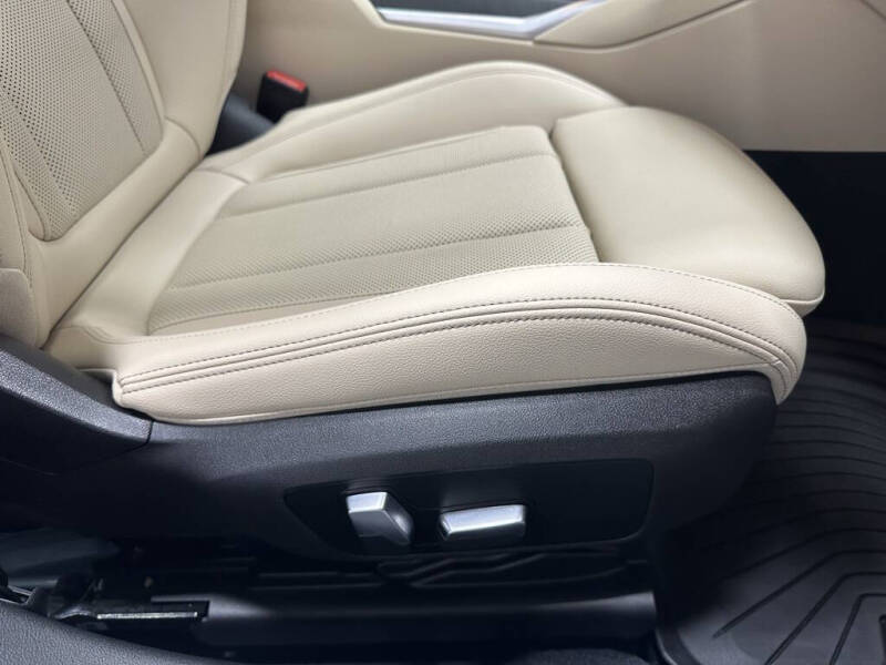 2023 BMW 3 Series 330i xDrive