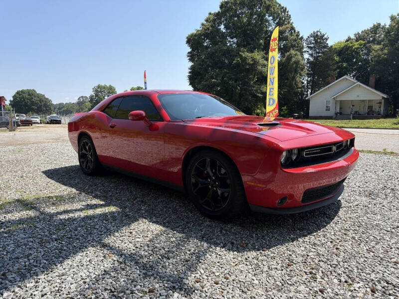 2015 Dodge Challenger SXT Plus