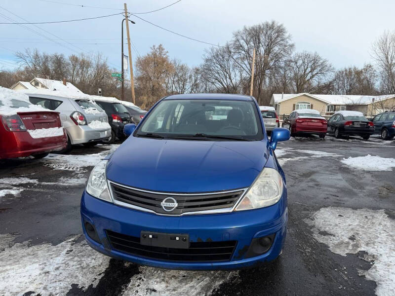 2011 Nissan Versa 1.8 S