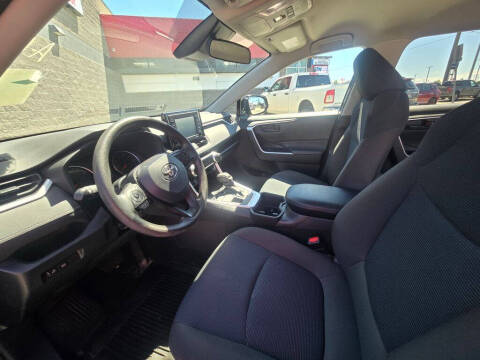 2022 Toyota RAV4 LE