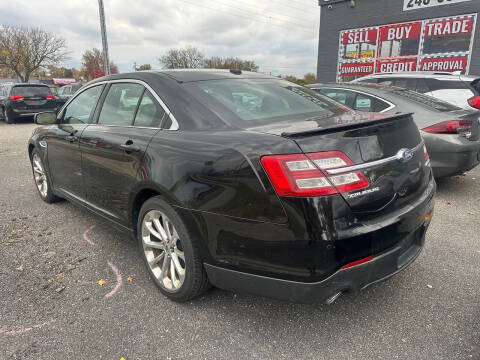 2018 Ford Taurus Limited