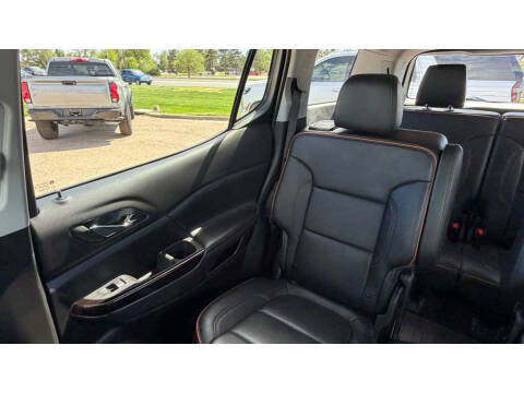 2023 GMC Acadia AT4