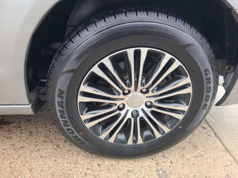 2014 Chrysler Town and Country S