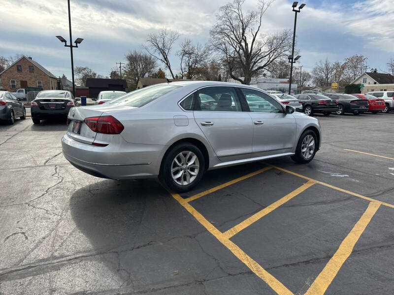 2017 Volkswagen Passat 1.8T S
