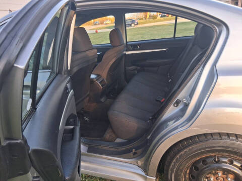 2011 Subaru Legacy 2.5i Premium