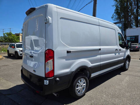 2025 Ford Transit 250