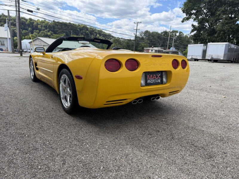 2004 Chevrolet Corvette