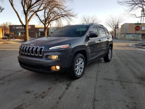 2014 Jeep Cherokee for sale at KHAN'S AUTO LLC in Worland WY