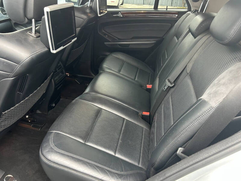 2009 Mercedes-Benz M-Class ML 63 AMG