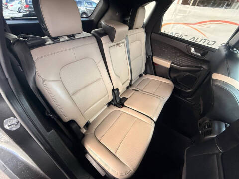 2020 Ford Escape SEL