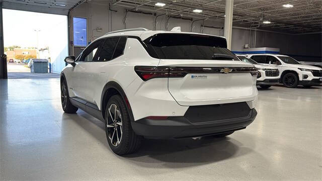 2026 Chevrolet Equinox EV LT 2