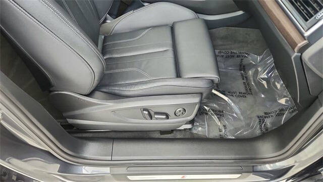 2025 Audi Q5 e quattro S line Prem Pl 55 TFSI