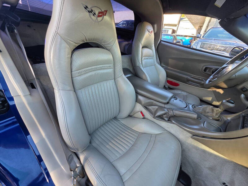 2004 Chevrolet Corvette