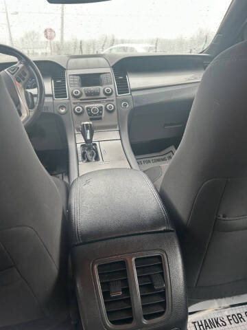 2015 Ford Taurus SEL