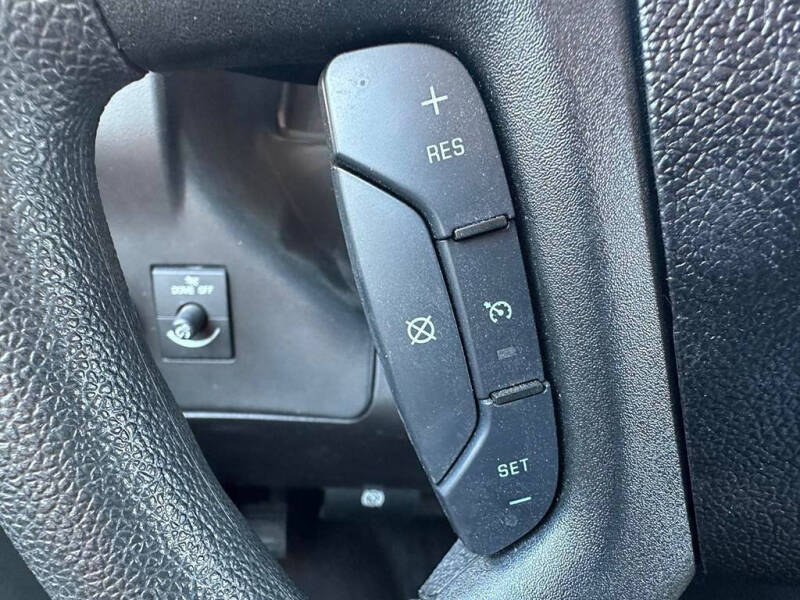 2024 GMC Savana 2500