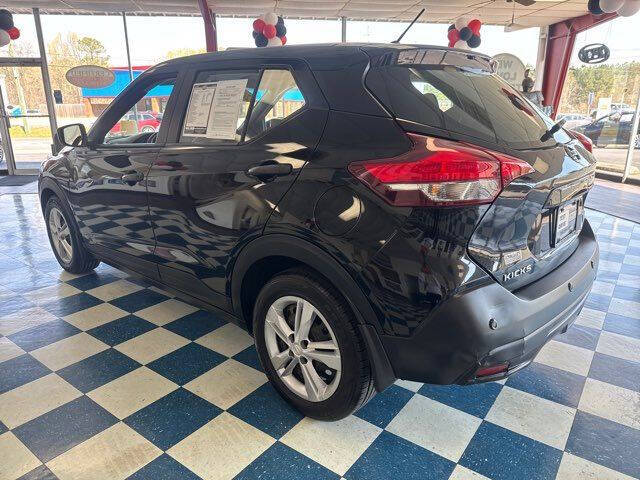 2020 Nissan Kicks S