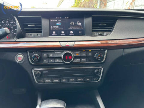 2018 Kia Cadenza Premium