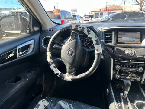 2013 Nissan Pathfinder S