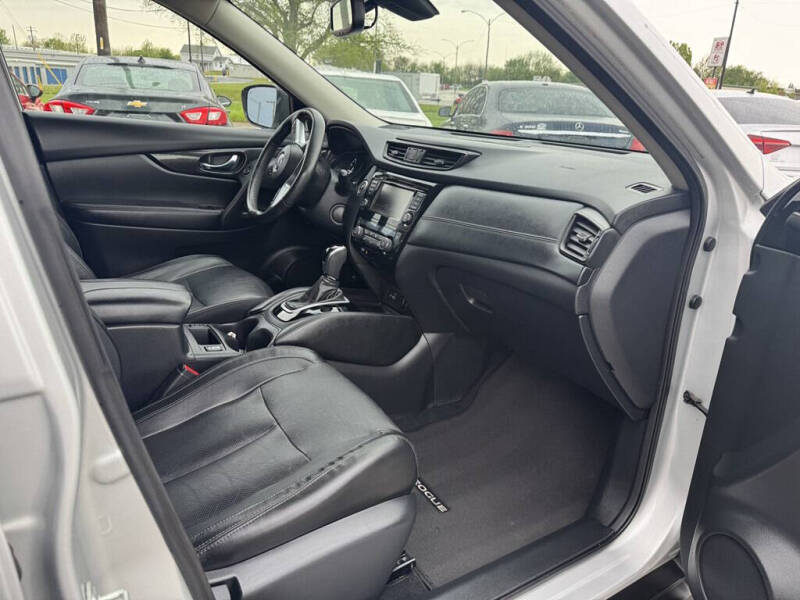 2018 Nissan Rogue SL