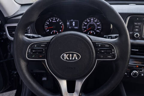 2017 Kia Optima LX