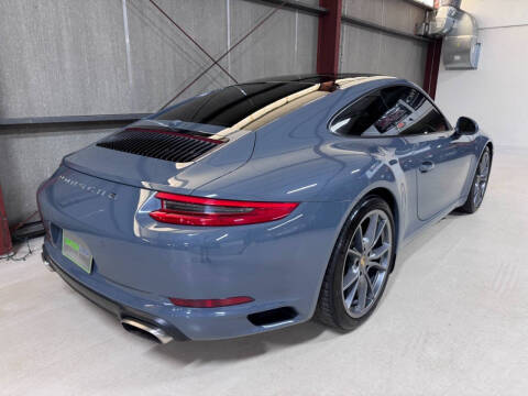 2017 Porsche 911 Carrera