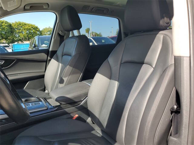 2020 Audi Q7 quattro Premium Plus 55 TFSI