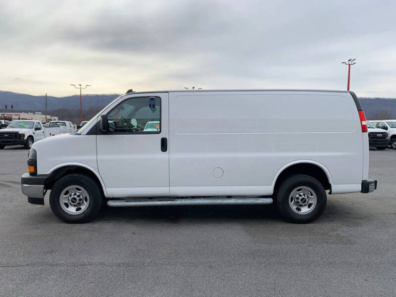 2024 GMC Savana 2500