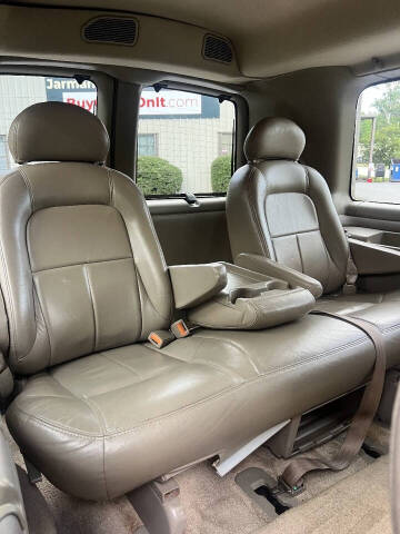 2001 Chevrolet Express G1500 LT