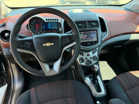 2016 Chevrolet Sonic LT Auto