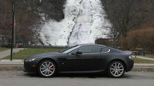 2013 Aston Martin V8 Vantage